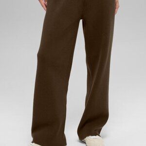 Alo Yoga Scholar Straight Leg Sweatpant Espresso